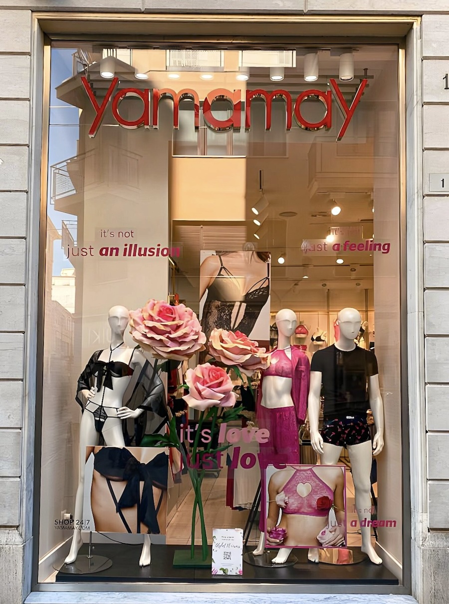 vetrina yamamay a Sanremo